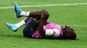 如果我是曼联高层，直接租米特洛维奇先顶着